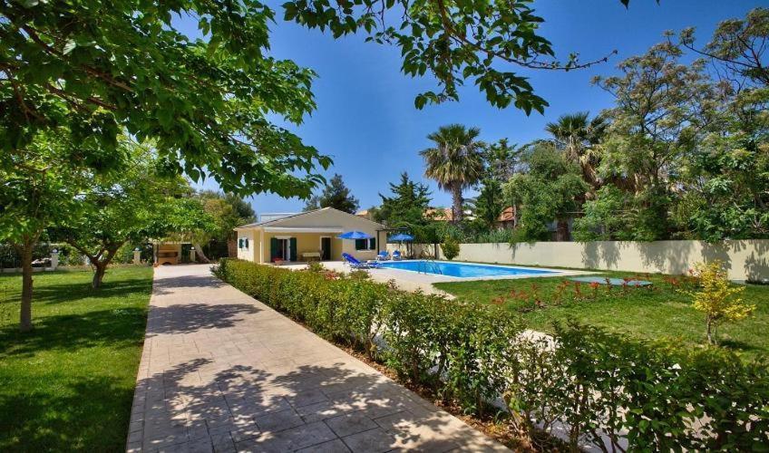 Villa Esperanza By Imagine